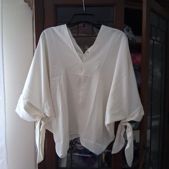 Banana Republic Tie Batwing Sleeve Blouse Top sz M NWT /B3 - Picture 4 of 8